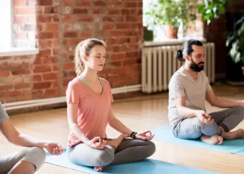 Yoga Kursu Sınıfları Nasıl Olmalı?