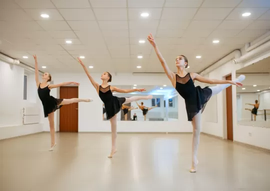 13-18 yaş bale kursu