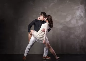 250 TL'den Başlayan Bolero Dersi Fiyatları - Bolero Kursu Fiyatları Neye Göre Değişir?