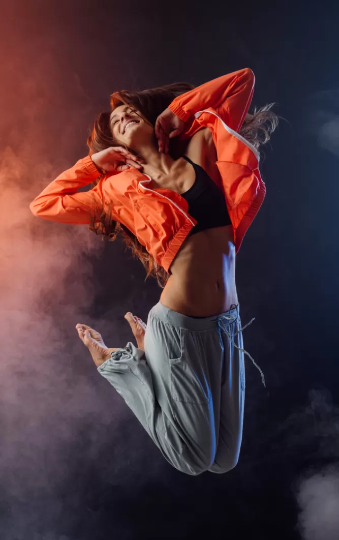 dans akademi iletişim