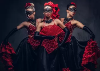 İsyanın ve Meydan Okumanın Dansı Flamenko Nasıl Yapılır?