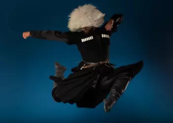 Kafkas Dansı Kursu ile Kendinizi Daha Güçlü Hissedin!