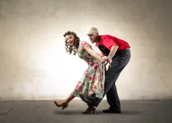 Rock’n Roll Kursları – Hem Sosyalleşin Hem Eğlenin!