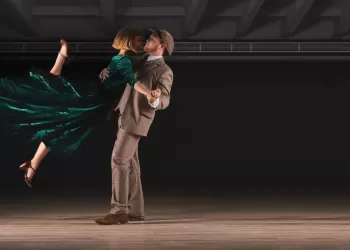 Neden Swing Kursu? – Yerinde Duramayanların Dansı!