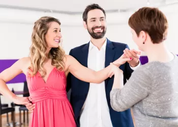 Düğün Dansı Eğitimi Almak Gerekli Mi?