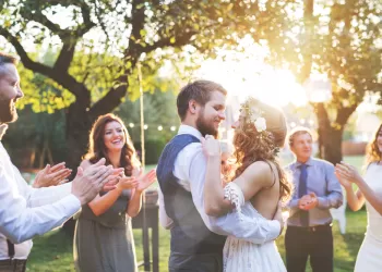 Kır Düğünü Müzikleri - Mutluluğunuzu Taçlandırdığınız Güne Müzik Önerileri