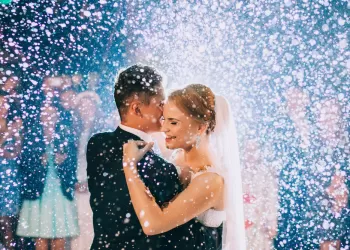 Nasıl Düğün Dansı Yapabilirim?