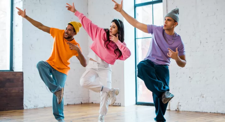 Hip Hop Dans Stüdyosu Kiralamak – Enerji Dolu Bir Ortamda Dans Edin!