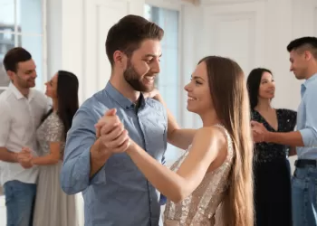 Dans Kursu Küçükyalı – İçindeki Dansçıyı Açığa Çıkar!