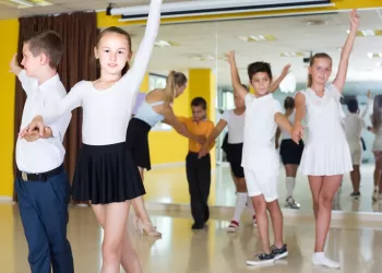 Tutkunuzu Keşfedin - Altınova Dans Kursu Salsa Dersi ile Ritmi Yakalayın