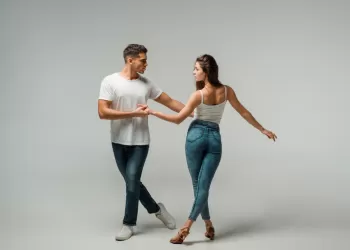 Çocuklar İçin Dans Eğitimi: Armutlu'da Yeni Bir Deneyim