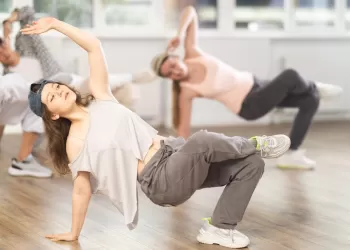 İzmit Dans Kursu Eğitimlerii: Her Seviyeye Uygun Dans Dersleri