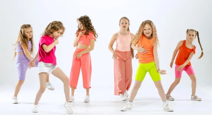 Çocukları Mutlu Eden 10 Şey Nelerdir? (Psikologlar Açıklıyor)