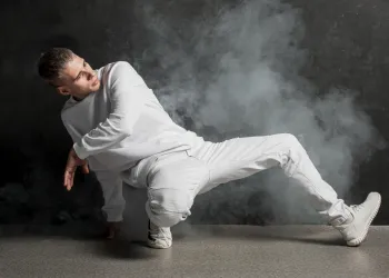 Hip-Hop Dansı Kaç Kalori Yakar? (Kilonuza ve Tempoya Göre Detaylı Hesaplama)