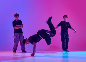 R&B Hip Hop Ne Demek? Kökeni, Evrimi ve Günümüzdeki Yeri