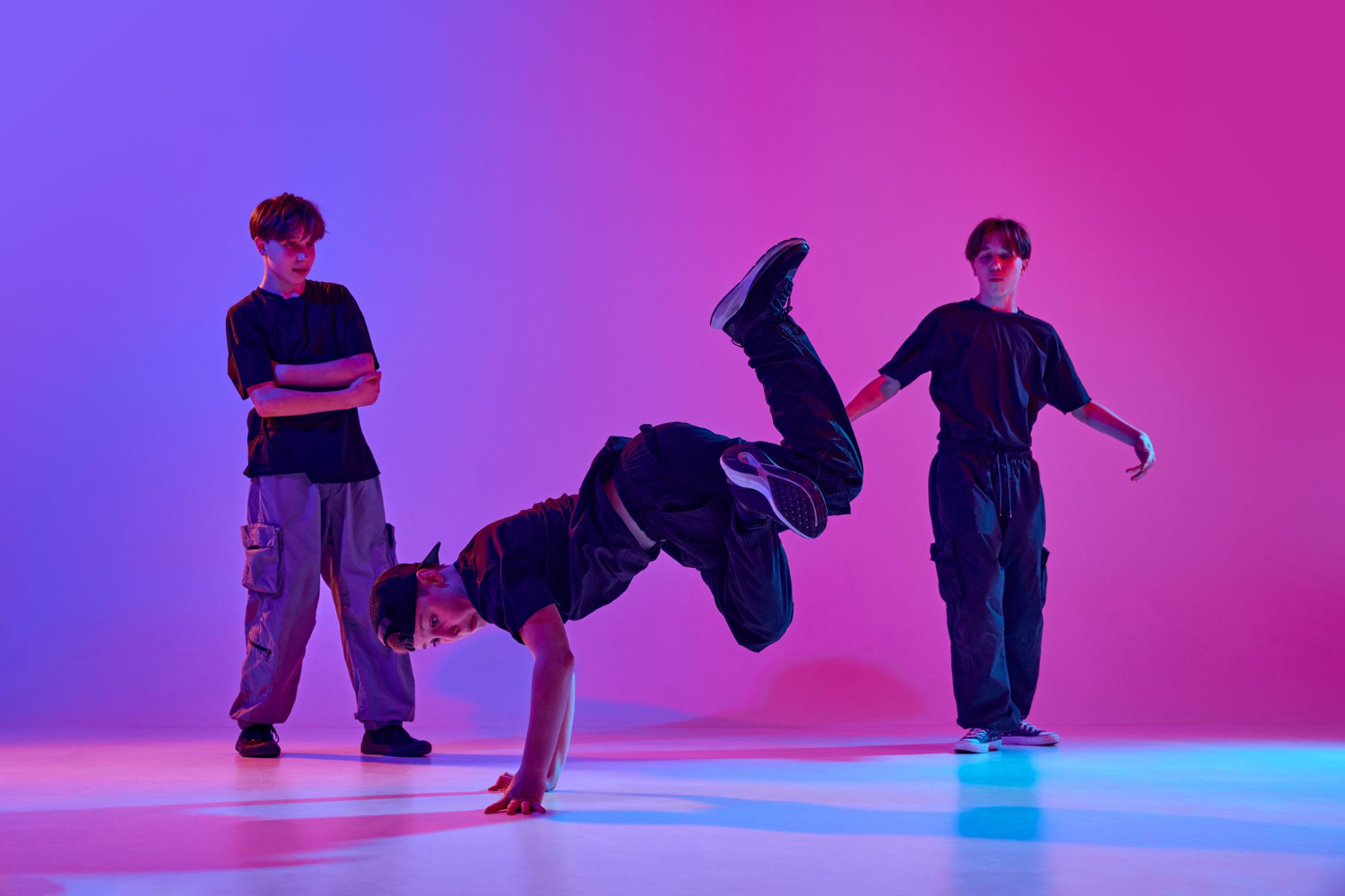 R&B Hip Hop Ne Demek? | Kökeni, Evrimi ve En İyi Sanatçılar