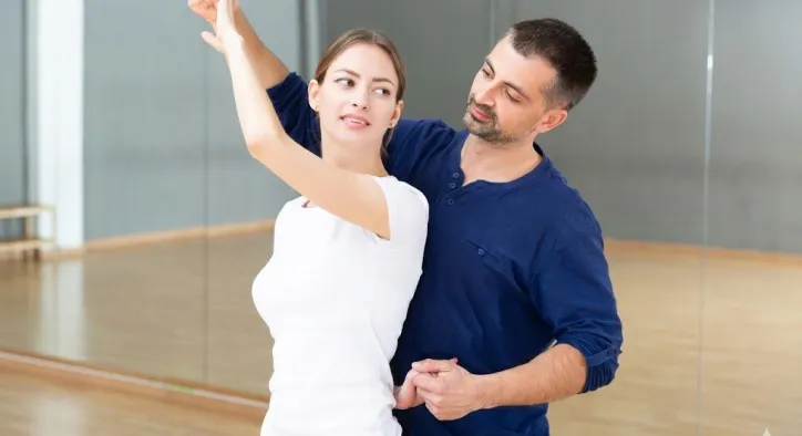 Özel Salsa Dersi Ücreti